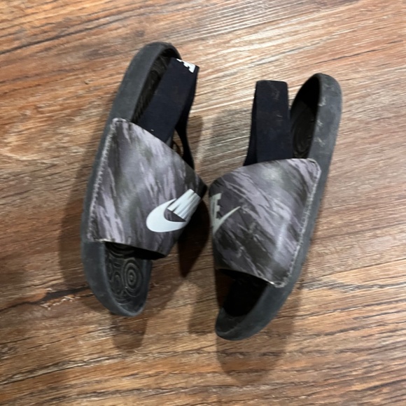 Nike toddler sandals - Picture 4 of 5